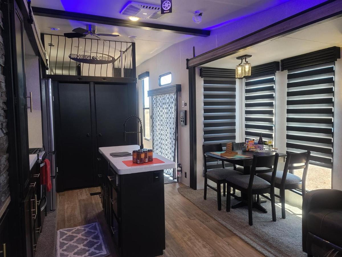 Grand Canyon Rv Glamping Hotel